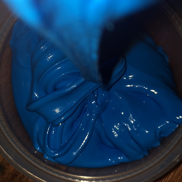 Blue butter slime - Picture 2 of 3